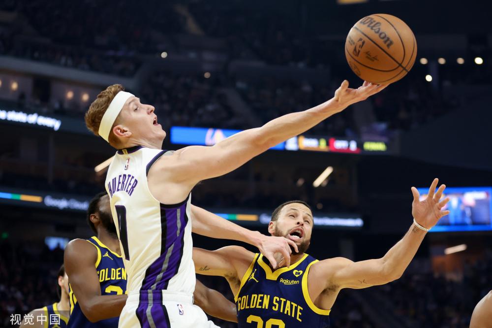 球迷对两支 球迷对两支